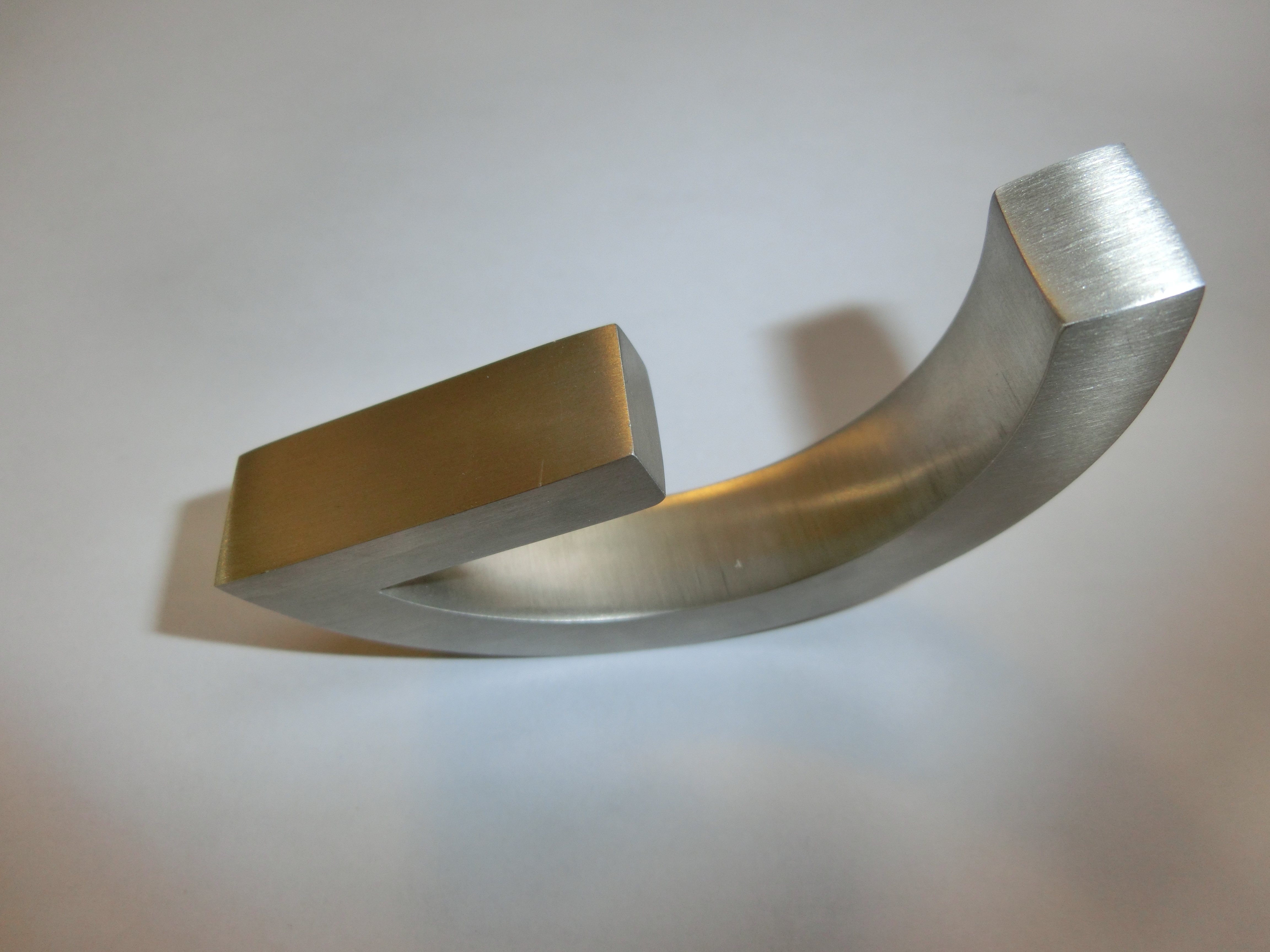 Artikelbild 2 des Artikels “Design G-Edelstahl-Griffmuschel für 10mm Glas!!AUSSTELLUNGSSTÜCK!! “