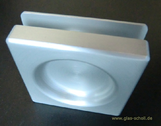 Artikelbild 2 des Artikels “eckige Leichtmetall-Griffmuschel 60x60 einseitig flach gebürstete Aluoptik “
