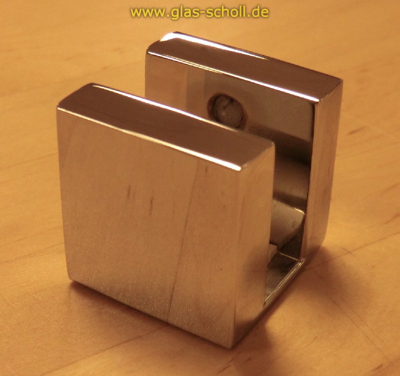 Artikelbild 2 des Artikels “eckiger Boden-/Deckenklemmhalter Quadrat DIESER ARTIKEL LÄUFT AUS glanzverchromt“