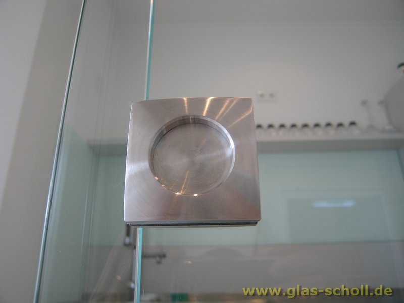 Artikelbild 3 des Artikels “beidseitig aufklebbare -leicht gewölbte- eckige Edelstahl Griffmuschel 60x60 Edelstahl geschliffen“