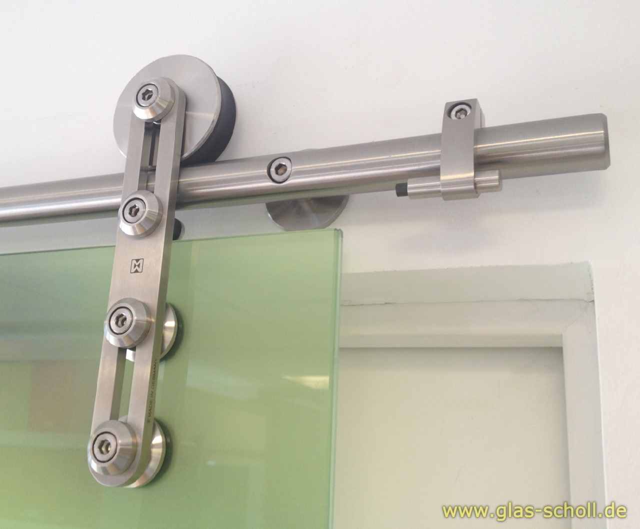 Artikelbild 3 des Artikels “MWE ProTec Schiebetürsystem für Glastüren l=1990 d=25mm “