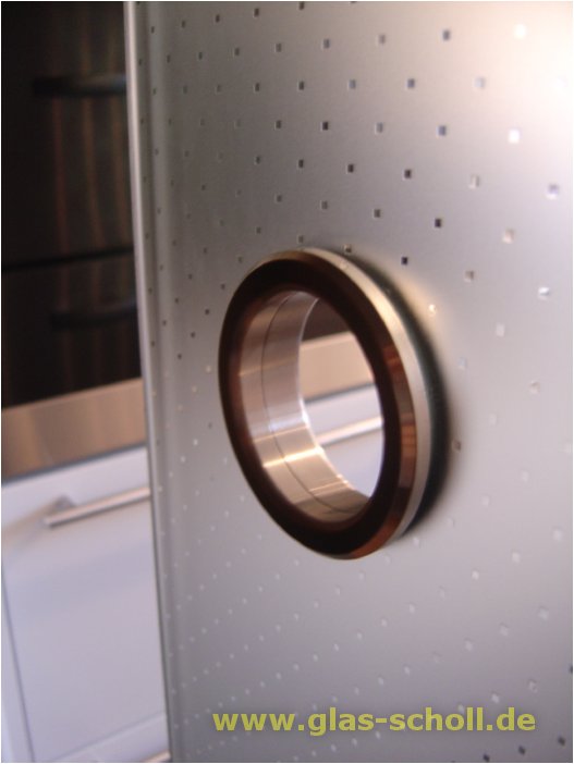 Artikelbild 4 des Artikels “einschraubbare MWE Edelstahl Griffmuschel mit Loch d=59 für 8 mm geschliffene Oberfläche“