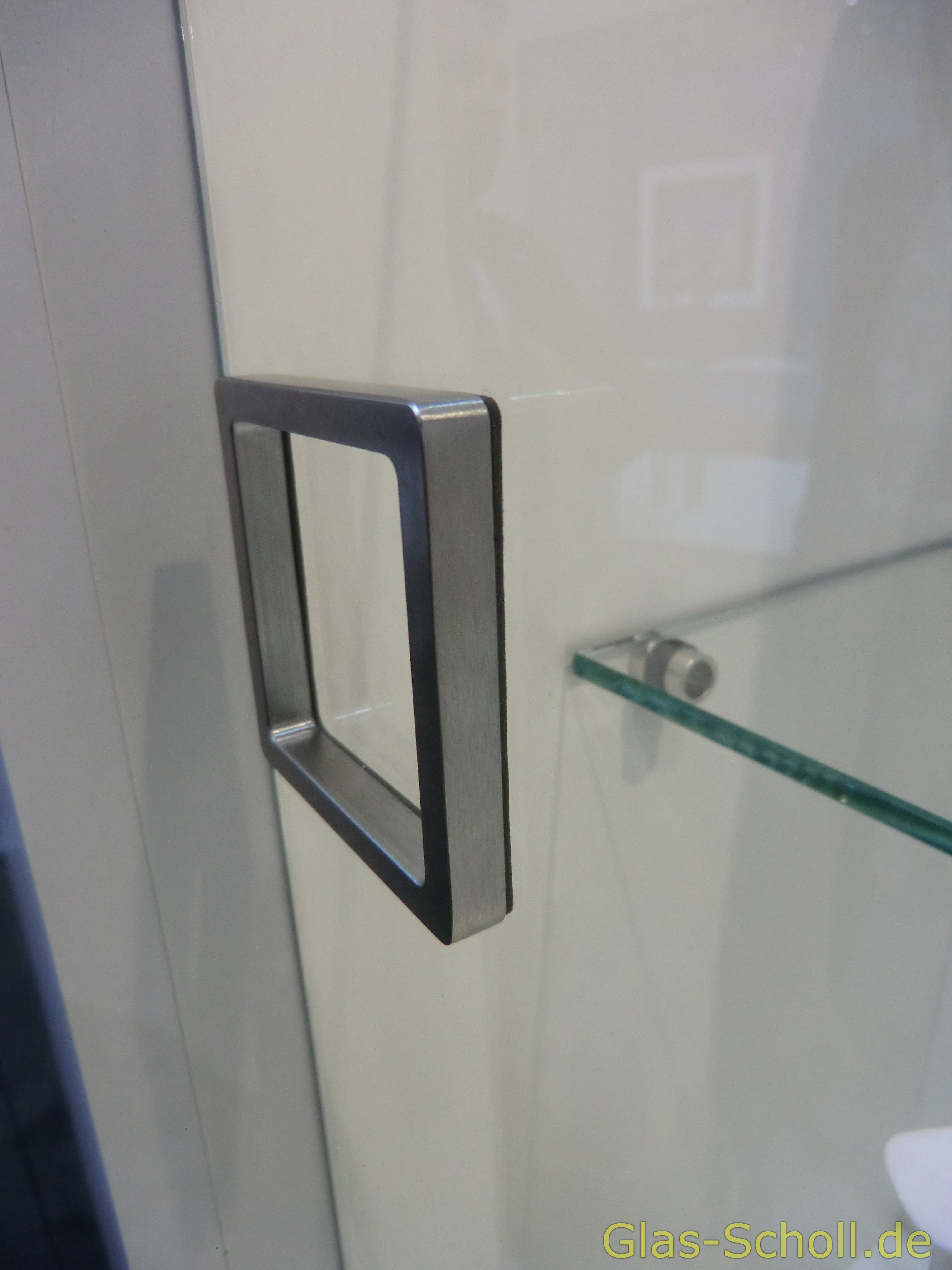 Artikelbild 4 des Artikels “eins. selbstkl. quadratische Griffmuschel 35x35/60x60 (Stk) Edelstahl matt t=4mm 35x35“