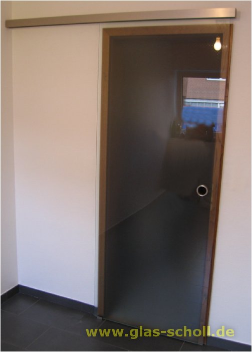 Artikelbild 5 des Artikels “einschraubbare MWE Edelstahl Griffmuschel mit Loch d=59 für 8 mm geschliffene Oberfläche“