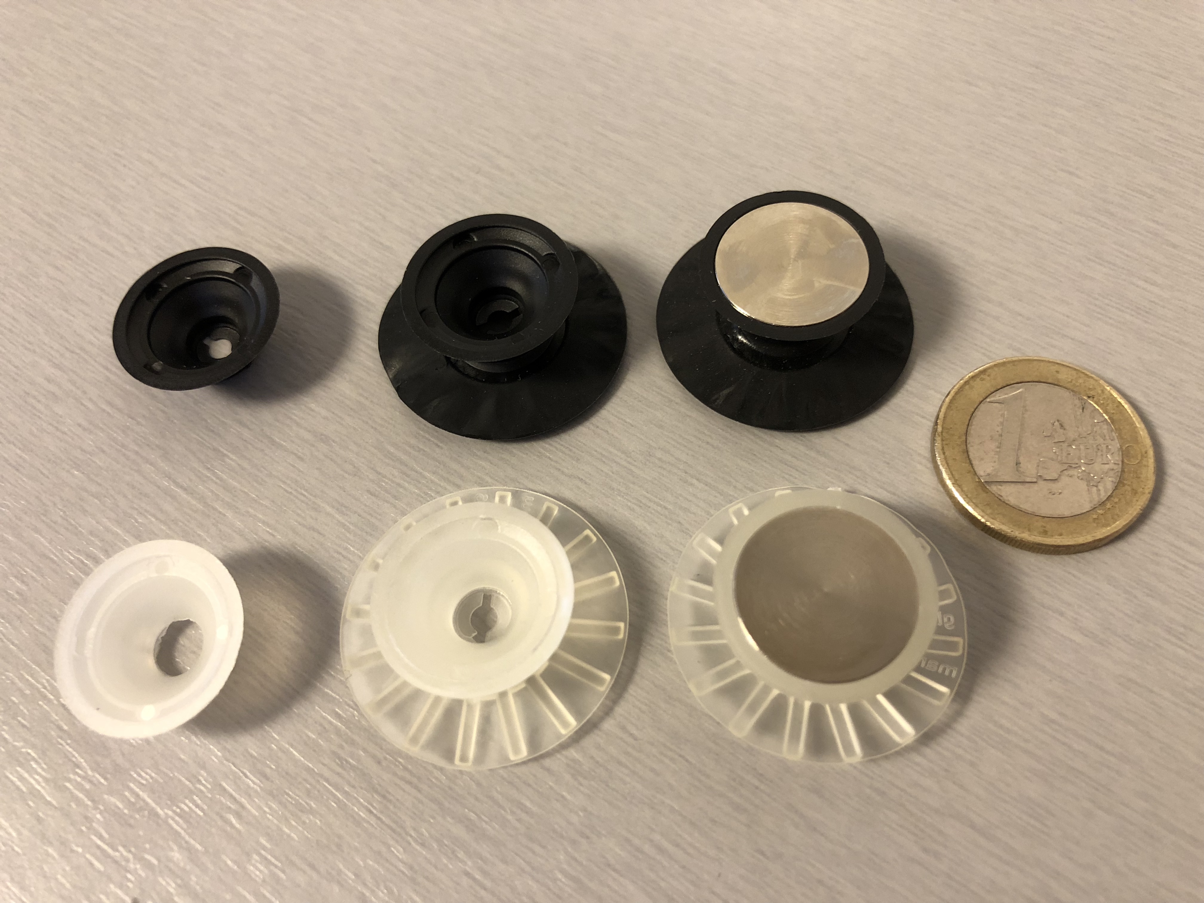 Artikelbild 7 des Artikels “dezenter flächenbündiger Punkthalter B-5206011 transparent 6-8 mm“